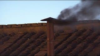 Fumée noire au Vatican, pas de nouveau pape