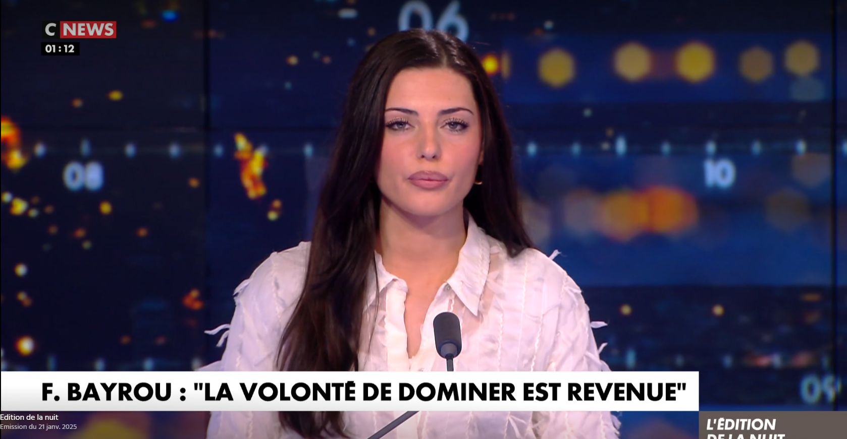 La journaliste de nuit sur CNEWS ayaaaa