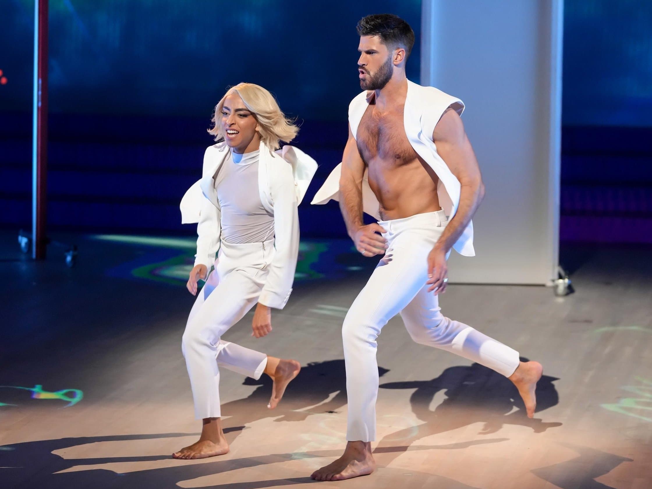 Bilal Hassani (Maroc) dans Danse Avec Les Stars :rire: