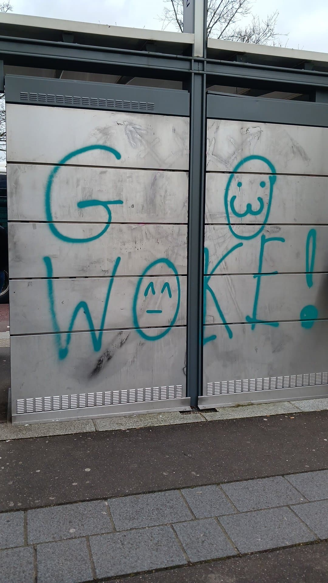 La Fac de ROUEN à un MESSAGE pour les FACHOS