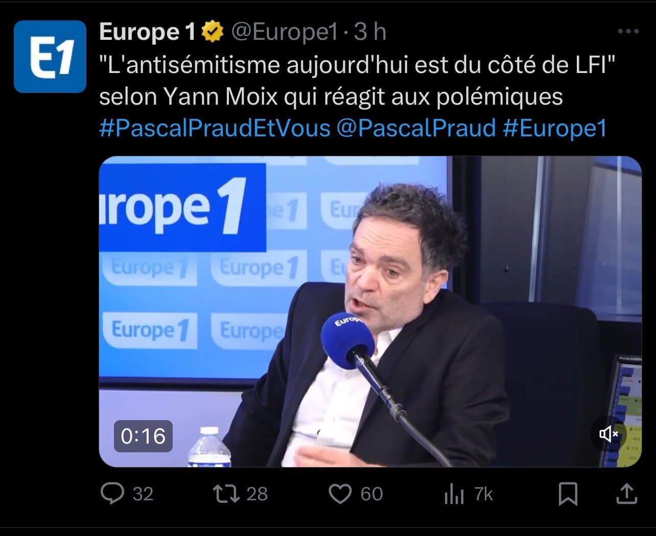 Yann MOIX s'excuse en direct sur EUROPE 1