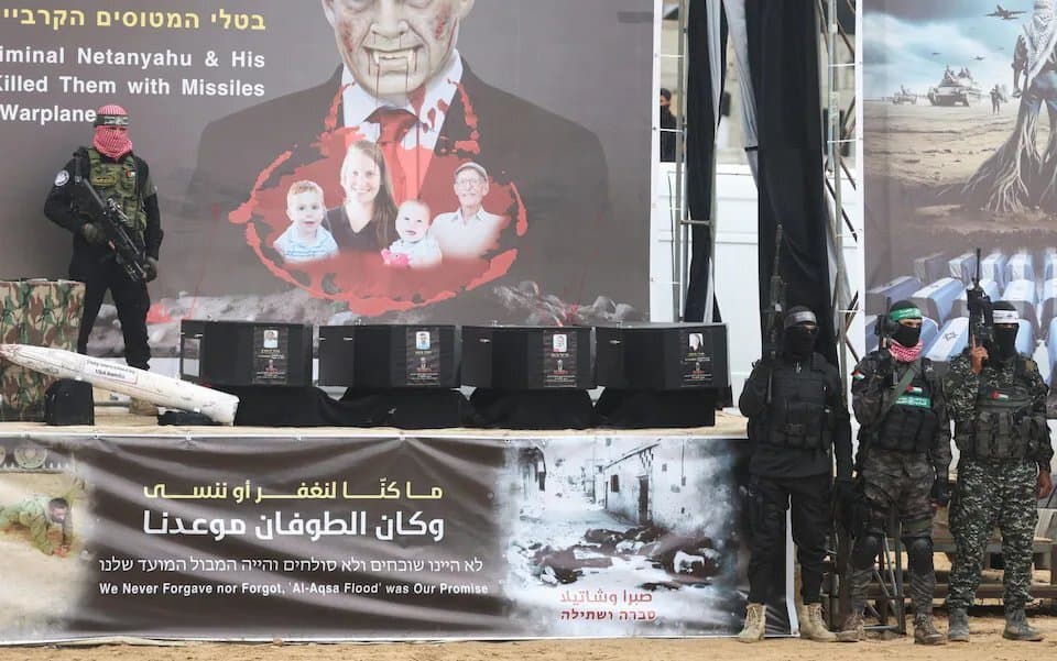 🚨 [PHOTO] Le Hamas accuse Israël d'avoir assassiné la famille Bibas