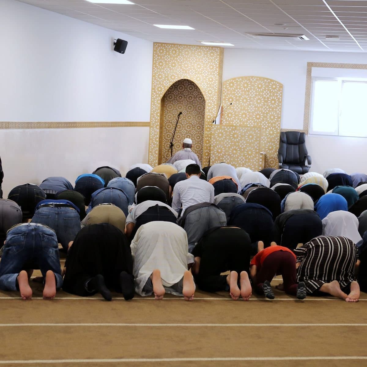 Pénurie d'Imams en FRANCE pour le Ramadan !