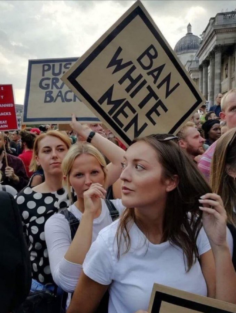 Les femmes anglaises en ont plein le cul des anglais