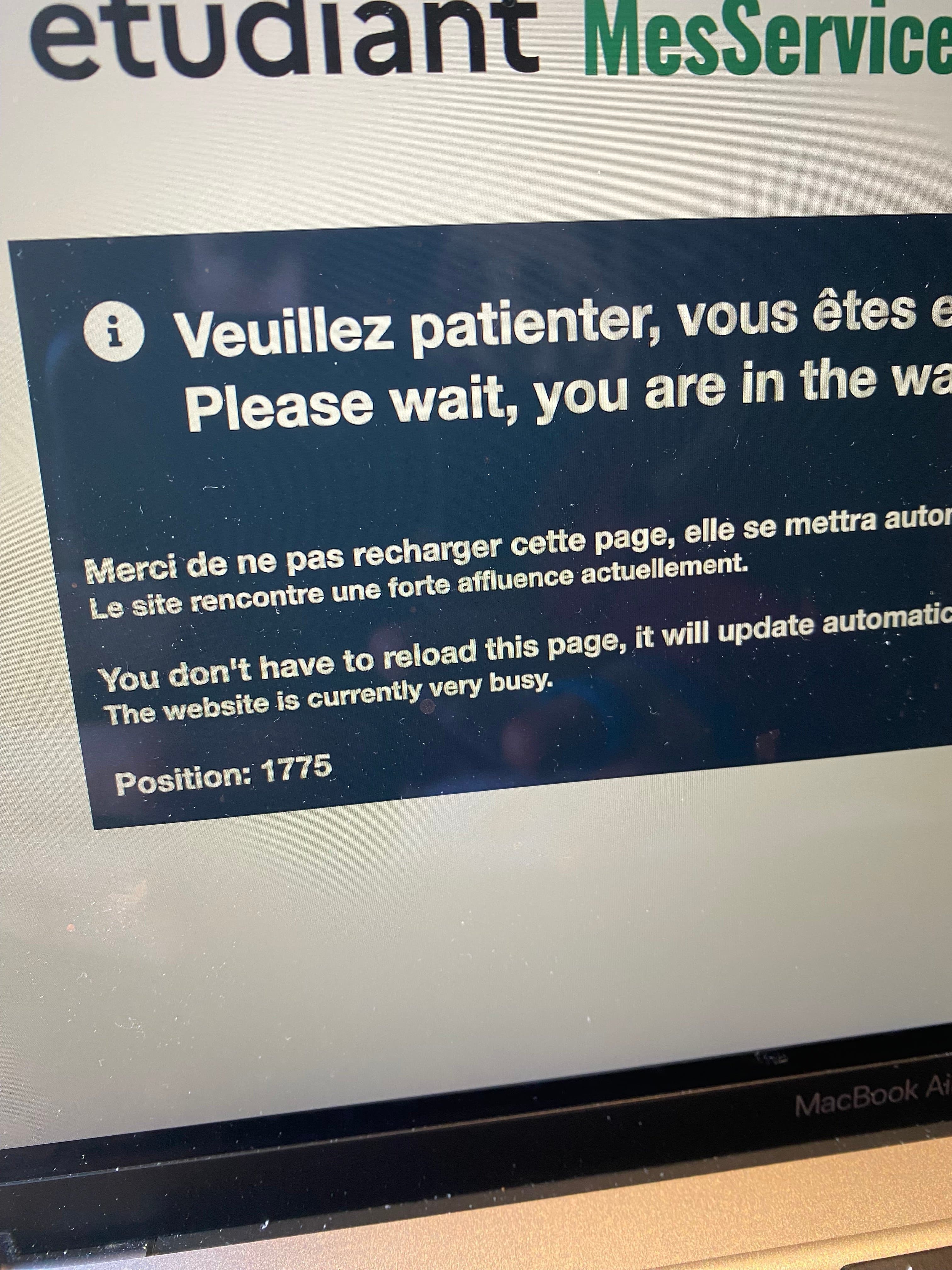 Ayaaa ma positon dans la file d’attente pour les bourses