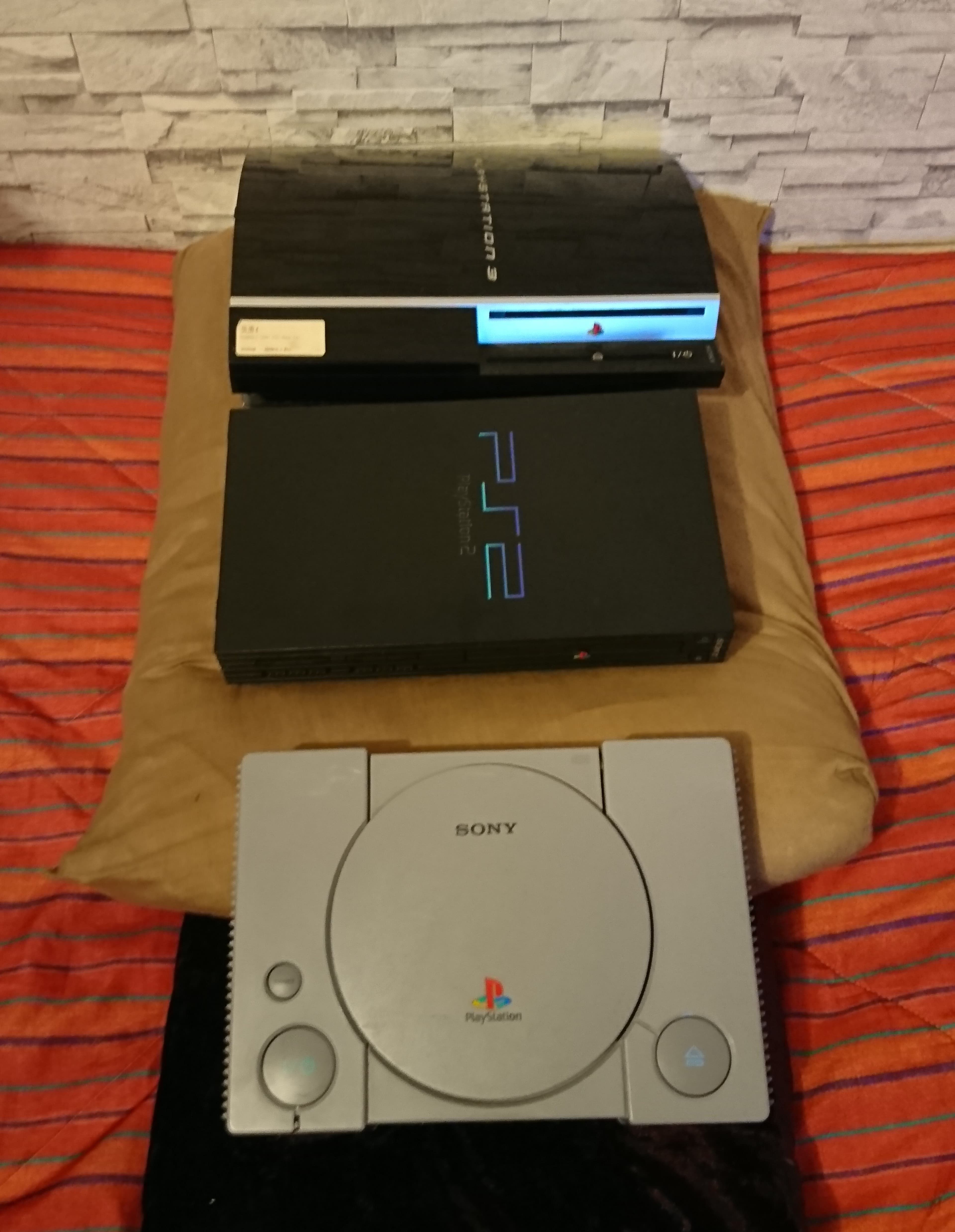 [PHOTO] Entre cette 95, 2001 et 2006 tu prend laquelle en premier ?