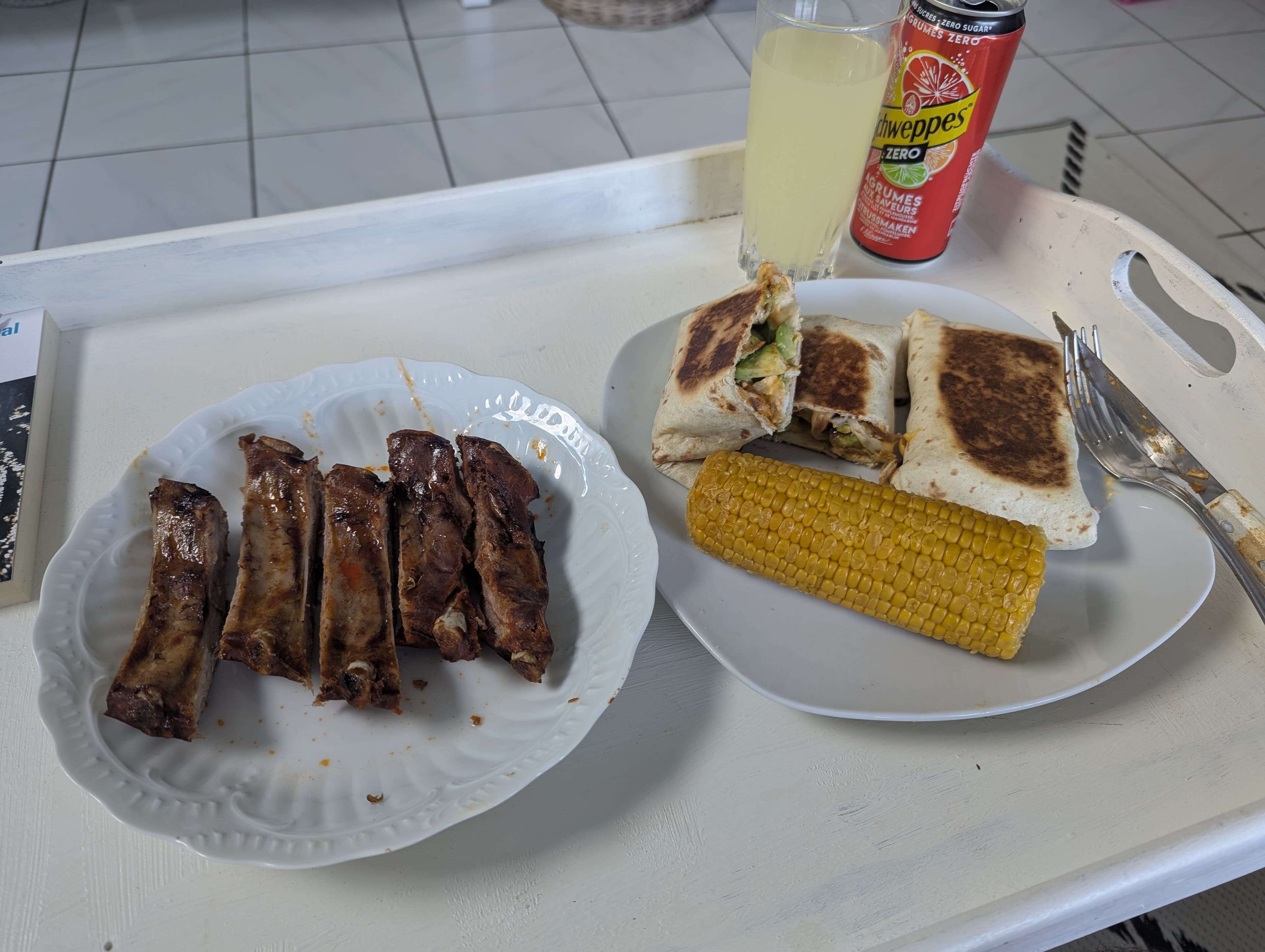 [Photo] mon repas de seigneur féodal dérange le forum