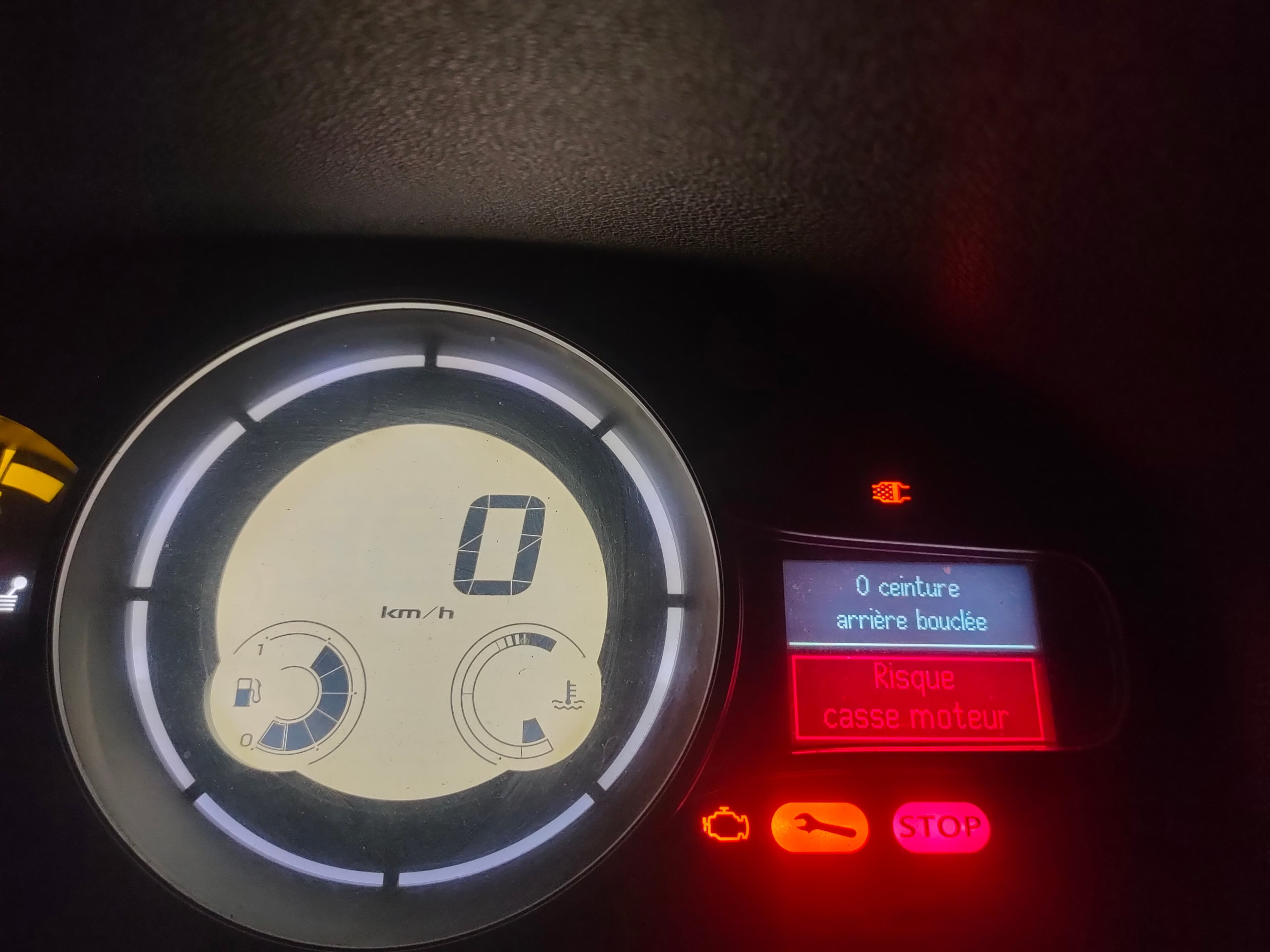 (VOITURE) PROBLÈME sur ma MÉGANE