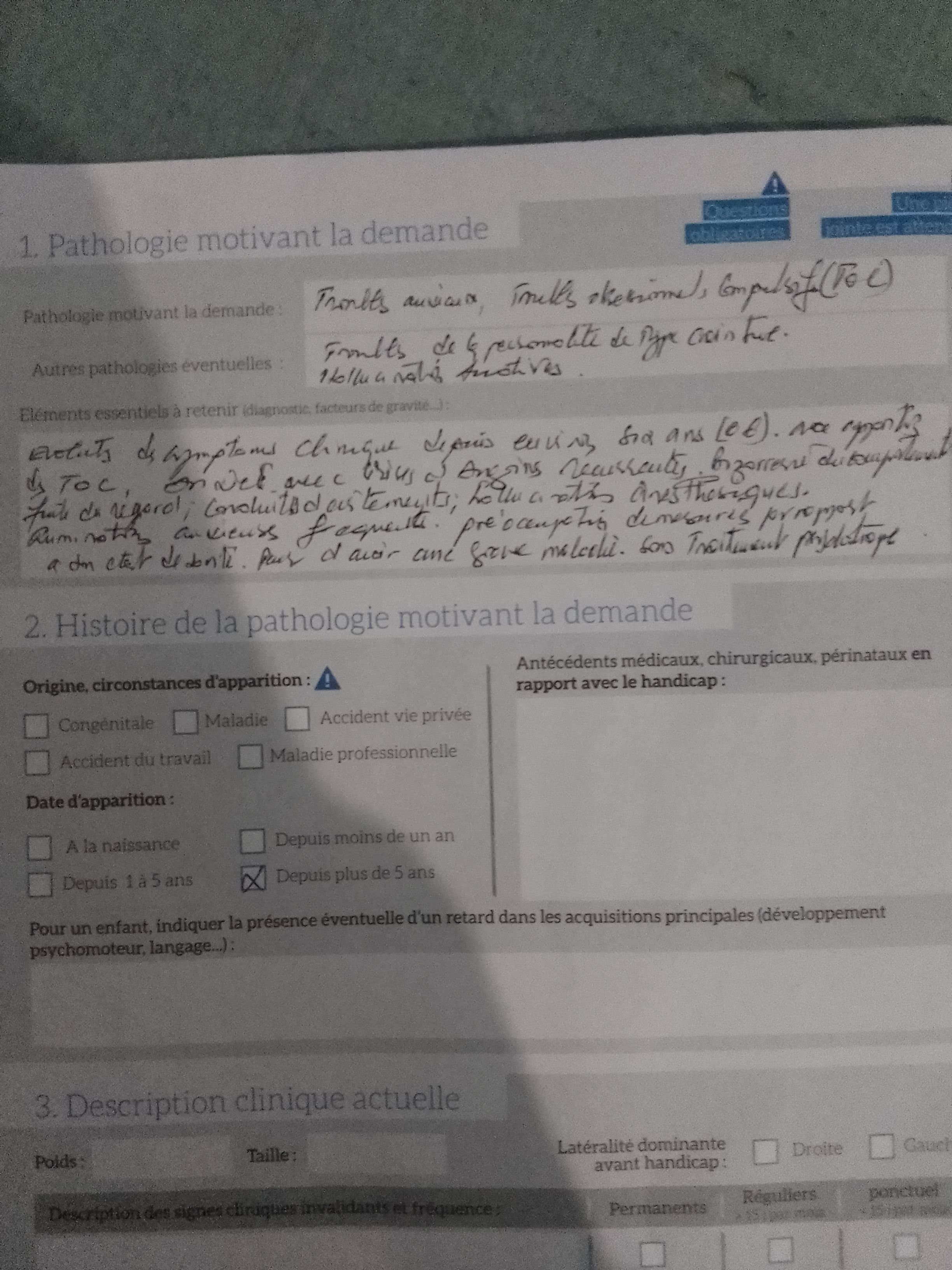Quelqu'un sait lire ce que a écrit le médecin sur mon document ?