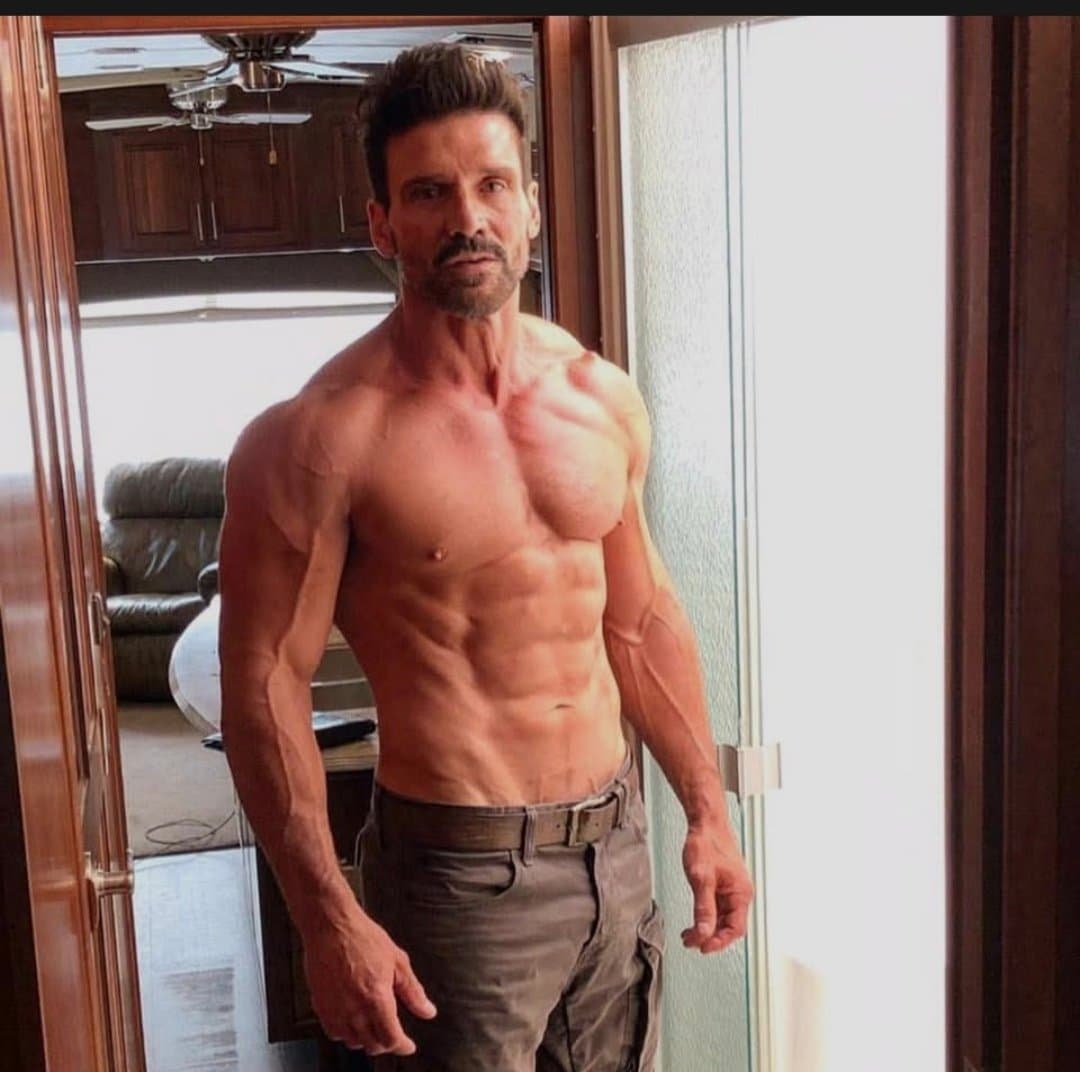 [PHOTO]La Shape de l'acteur Frank Grillo a 54 ans MOG 99% des forumeurs ayaooo