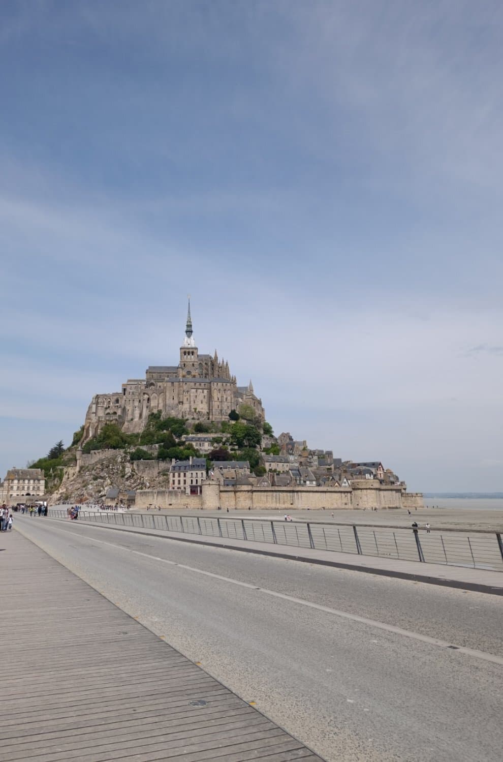 Le Mont Saint-Michel EST NORMAND