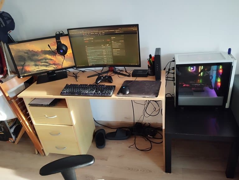 LE FORUM JUGE MON SETUP DE GAMER de KING