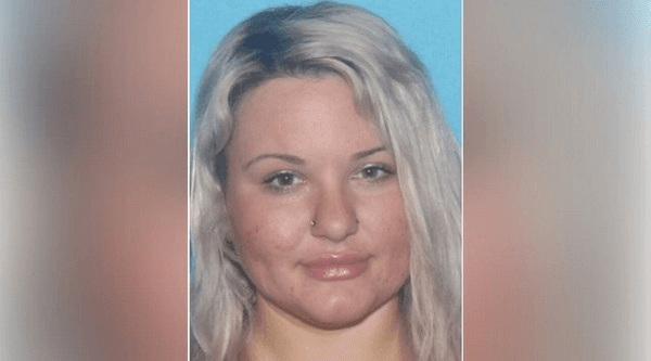 elle recrute son date Tinder pour tuer son ex et sa fille de 19 ans